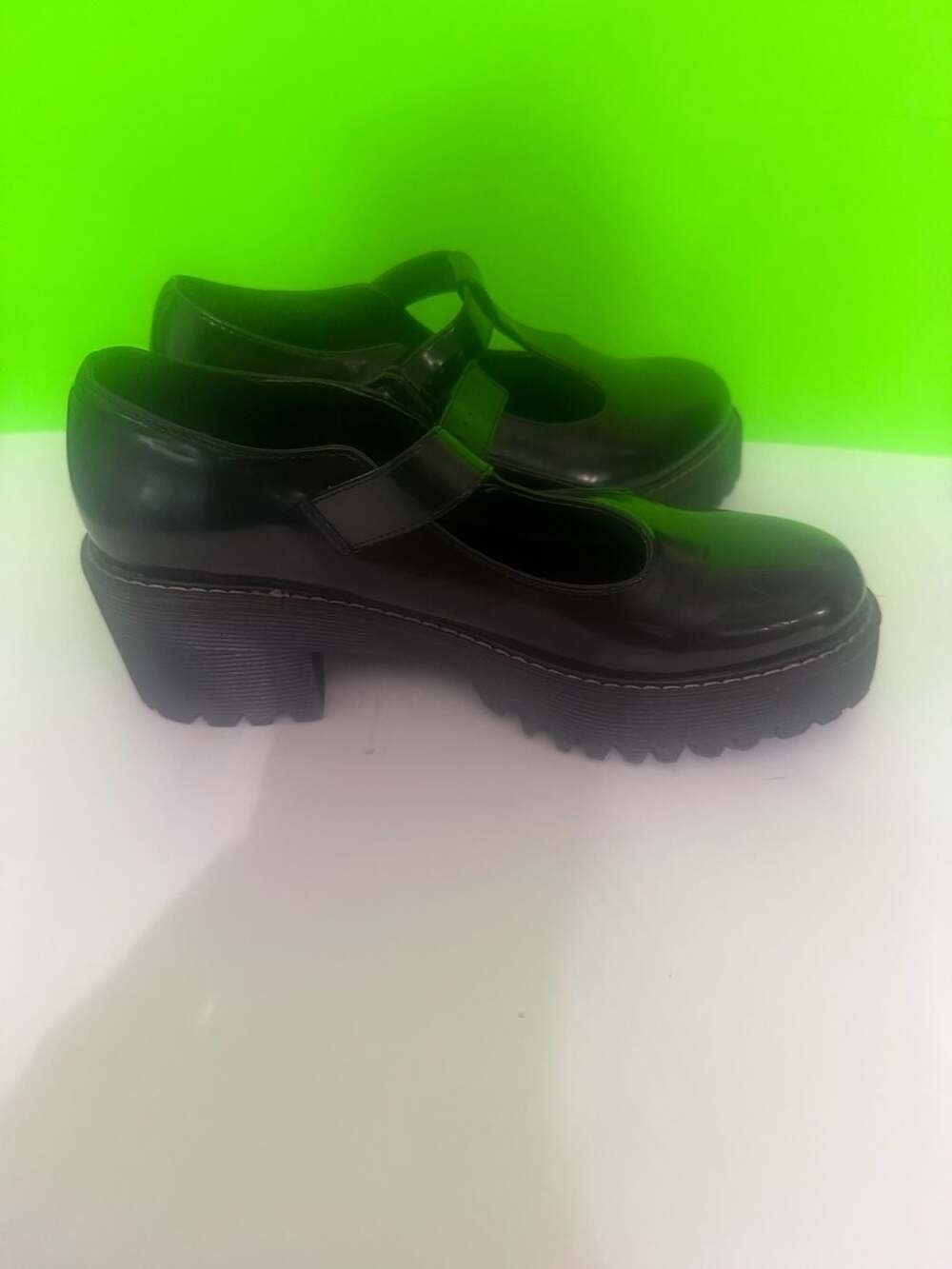 Madden Girl Black Patent T-Strap Platform Mary Jane Loafers 90s Y2K